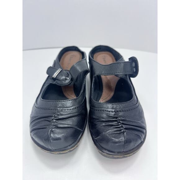 Bare Traps Leather Porsha Mule Size 6.5M Black Strap Buckle 2.25" Wedge Slip On - Picture 2 of 7